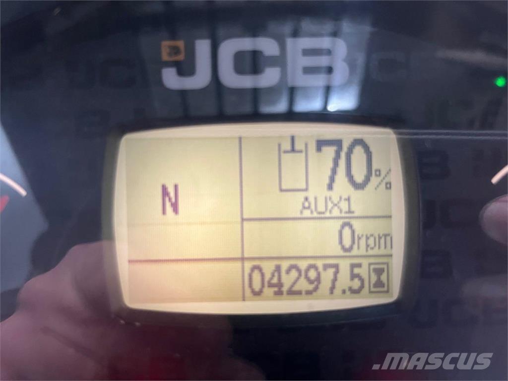 JCB TM 220 Agri  휠로우더