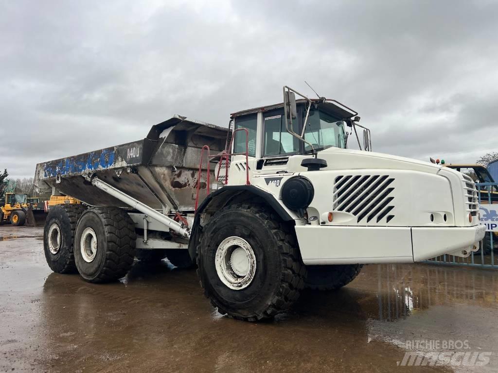 Volvo A 40 D 연결식 홀러