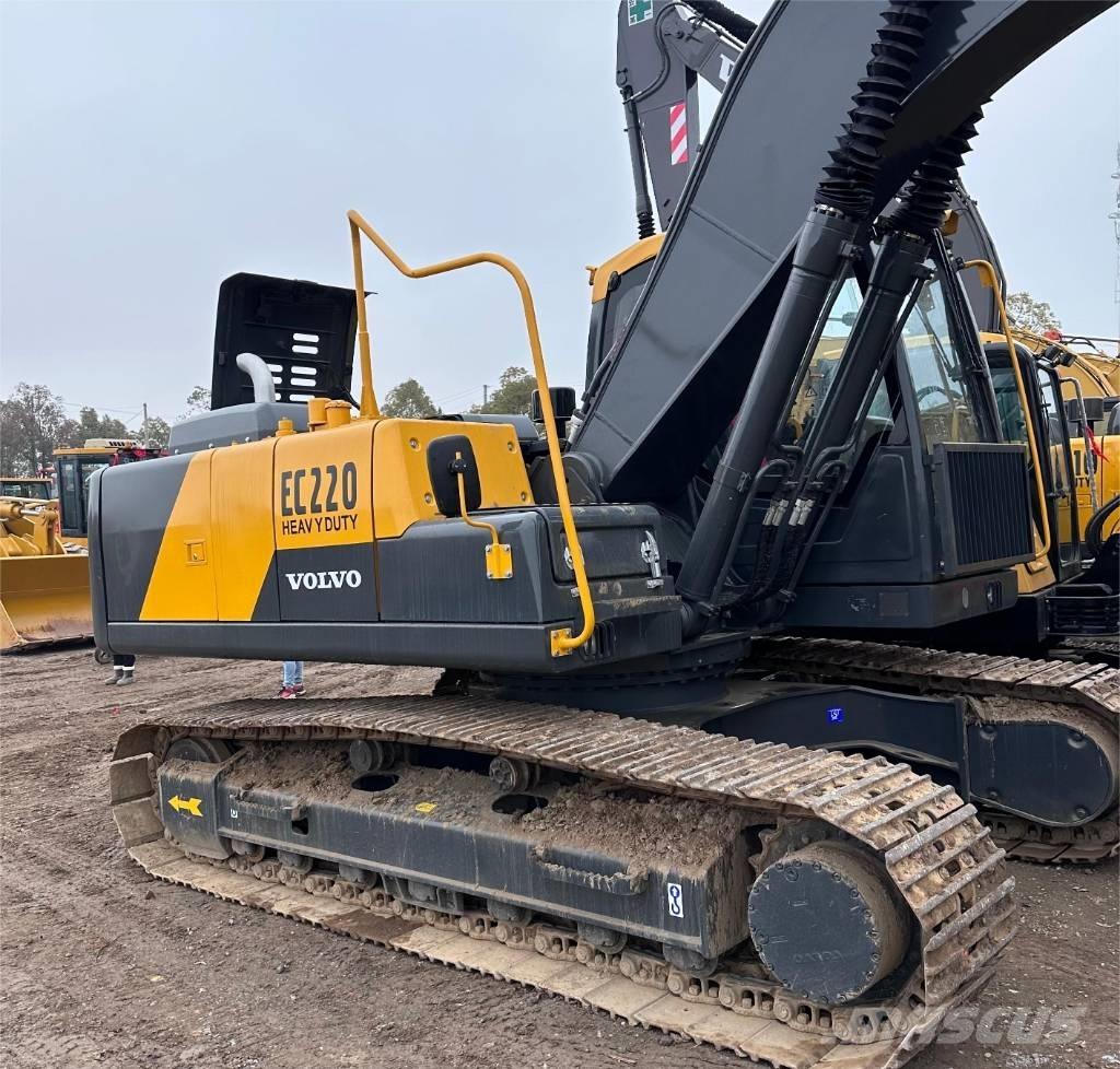 Volvo EC 220 DL 대형 굴삭기 29톤 이상