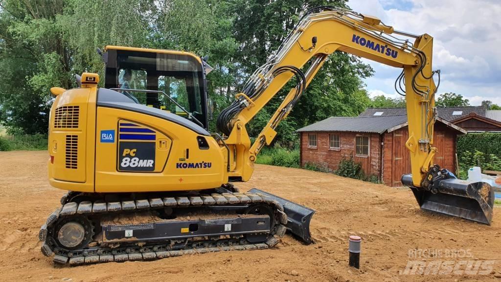 Komatsu PC88 MR-11E0 중형굴삭기 7톤-28톤