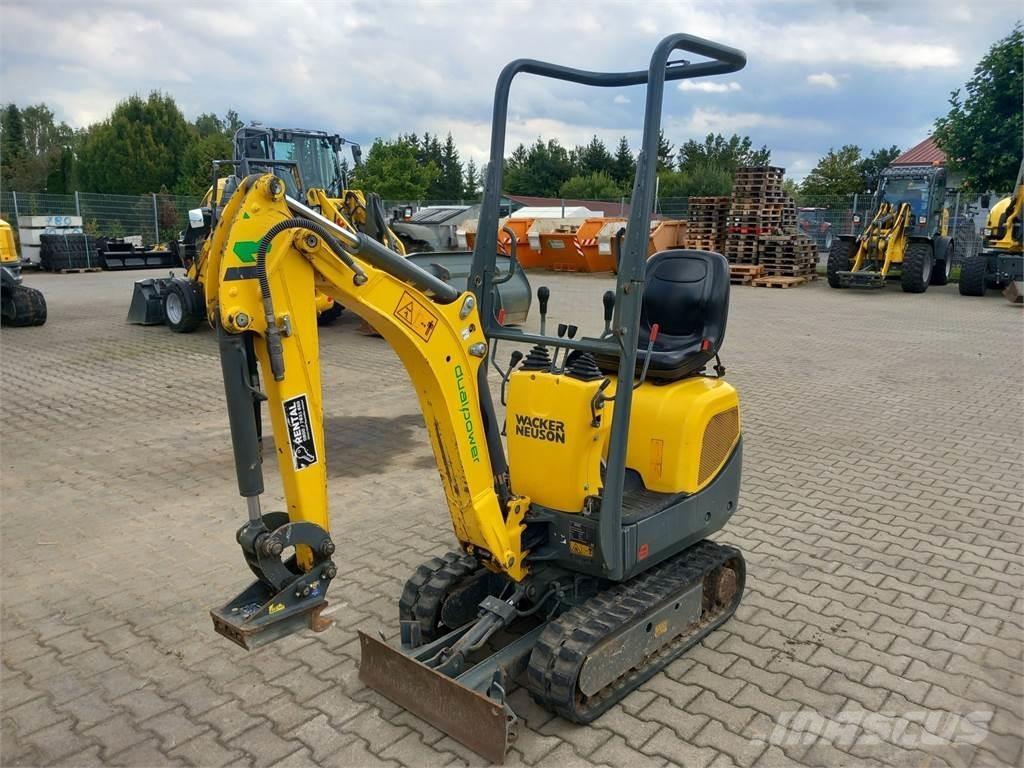 Wacker Neuson 803 대형 굴삭기 29톤 이상