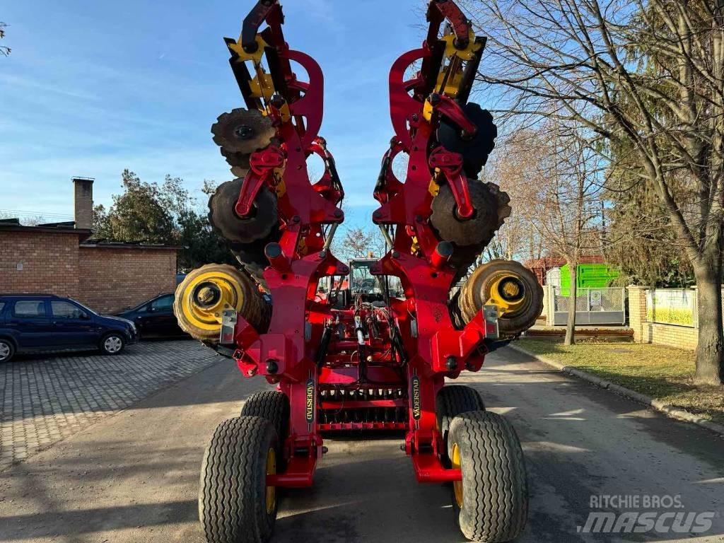 Väderstad Carrier650 디스크 하로우(쇄토기)