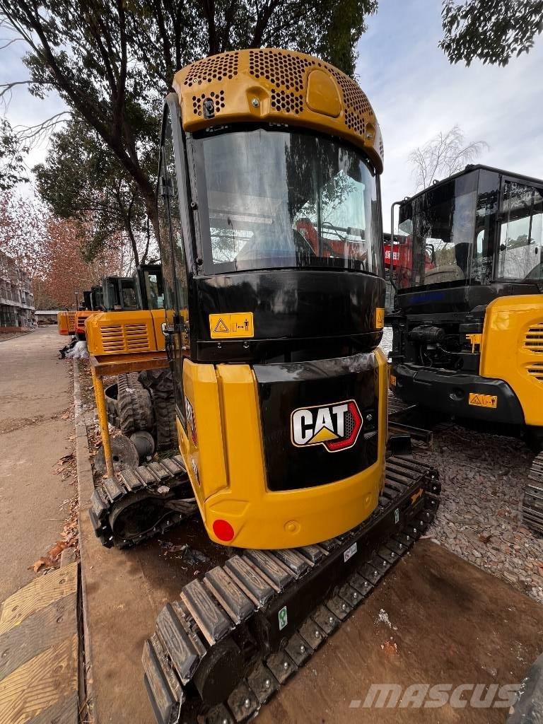 CAT 302 대형 굴삭기 29톤 이상