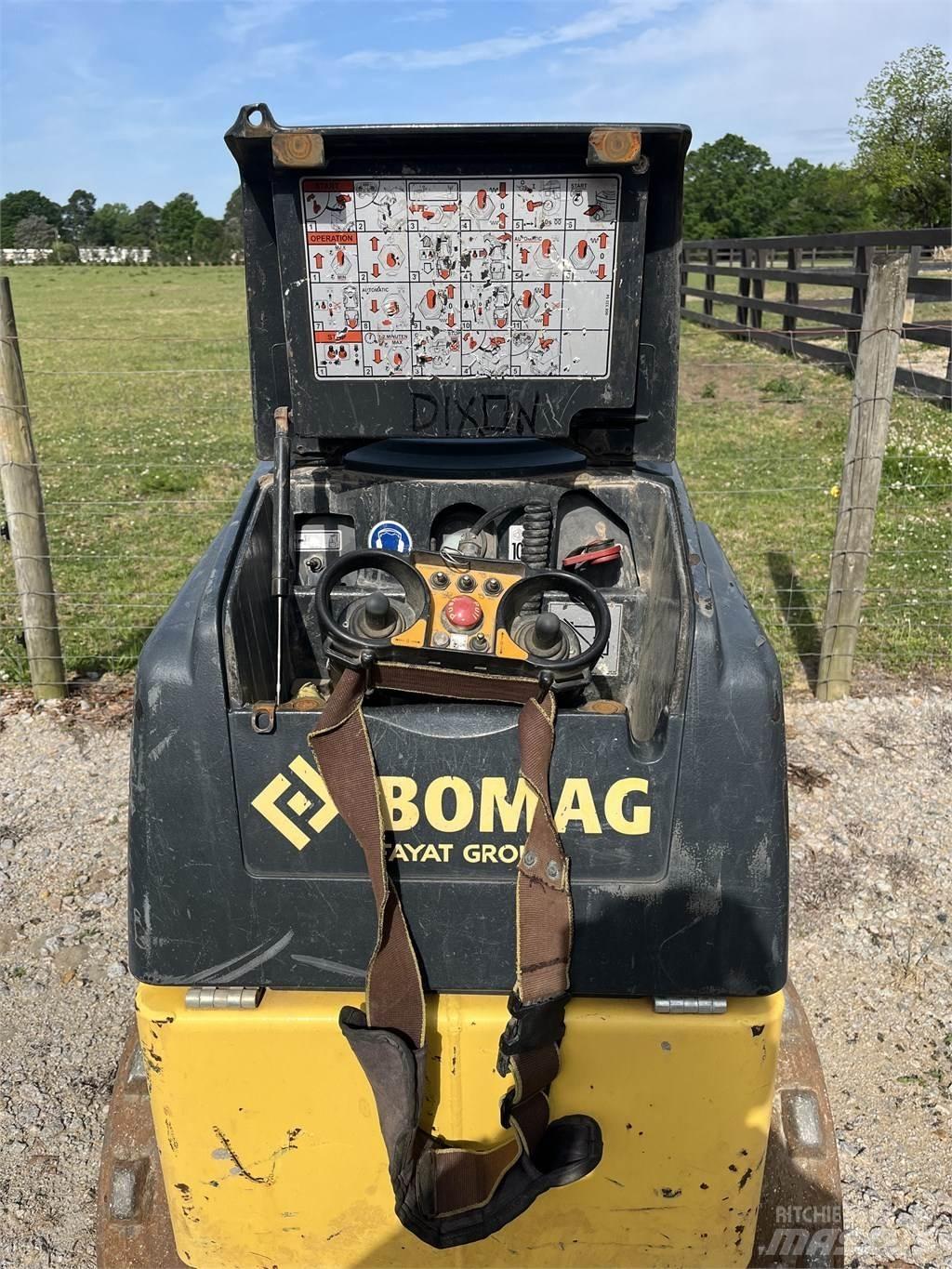 Bomag BMP 8500 롤러