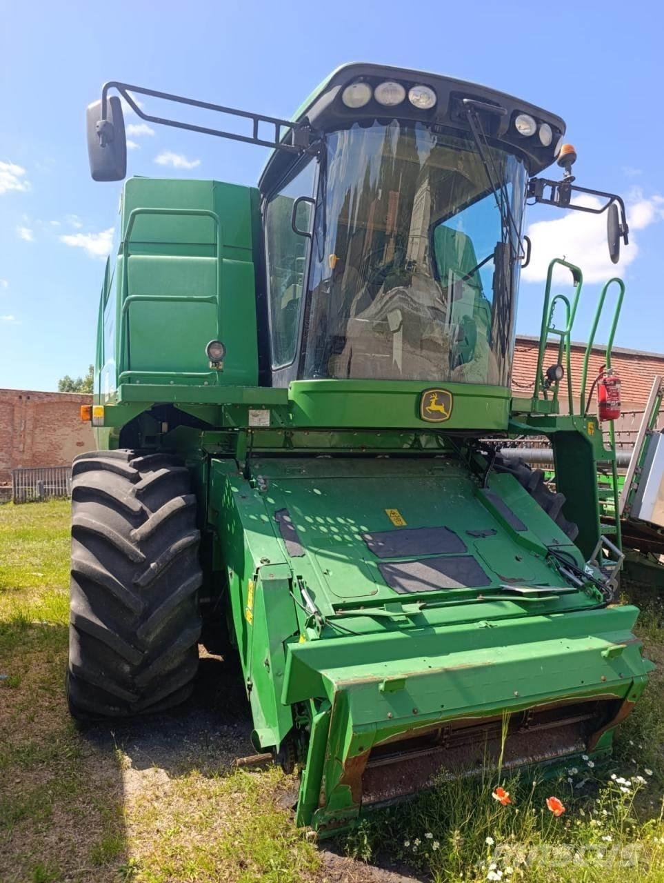 John Deere W650 콤바인 수확기