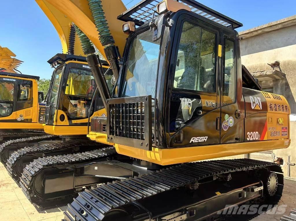 CAT 320 D 대형 굴삭기 29톤 이상