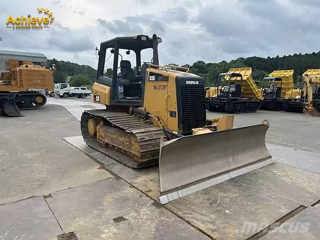 CAT D 3 K 2 크롤러 도저