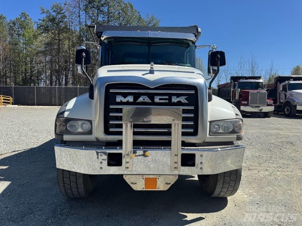 Mack Granite GU 433 덤프 트럭