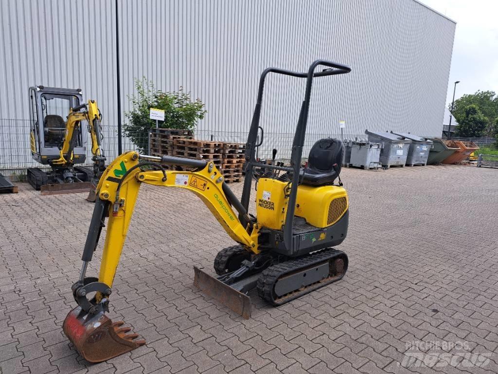 Wacker Neuson 803 대형 굴삭기 29톤 이상