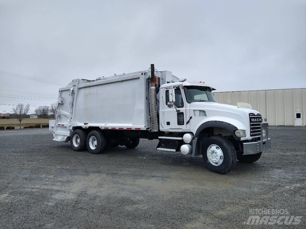 Mack GRANITE GU713 폐기물 수거 트럭