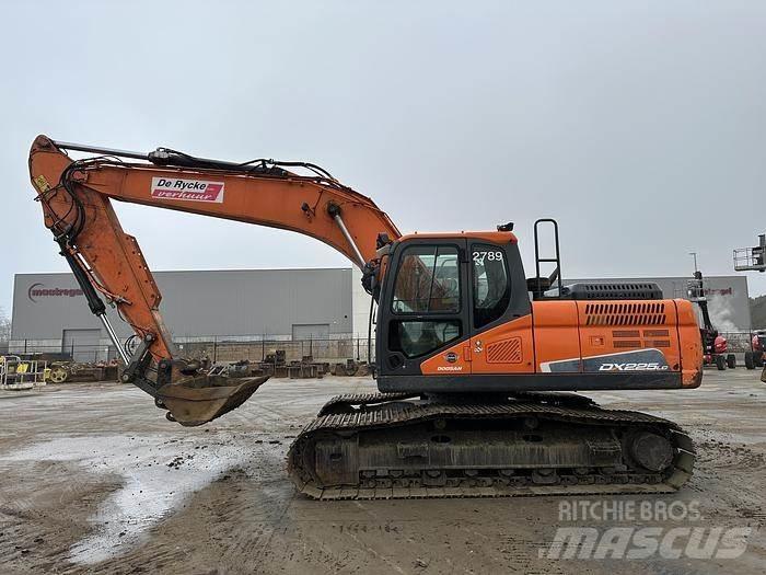 Doosan DX225LC-5 특수 굴삭기