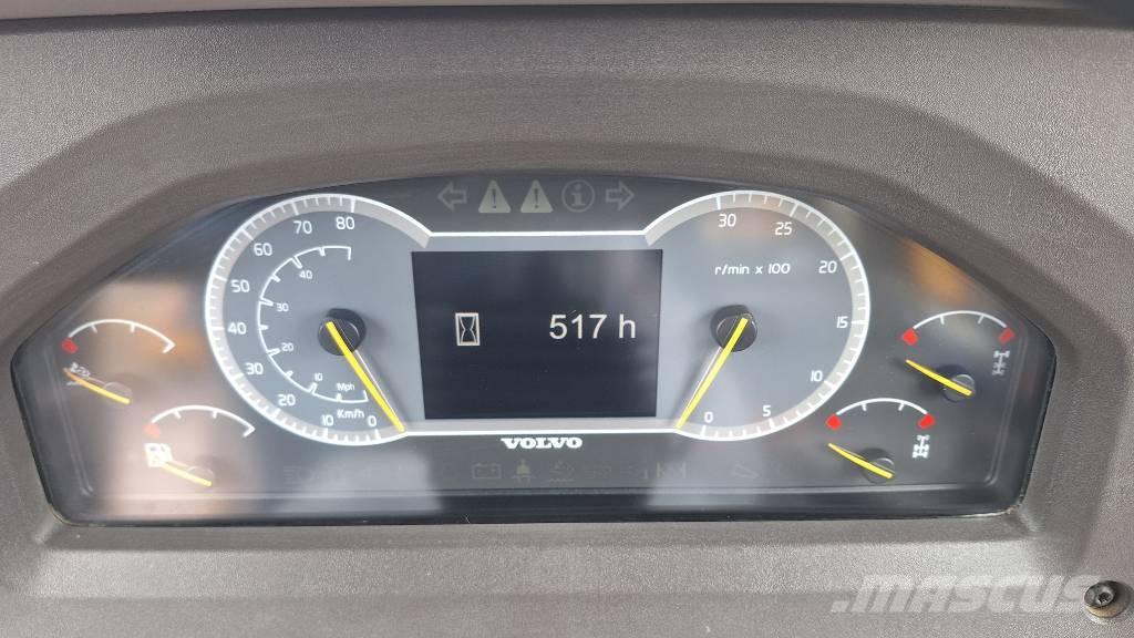 Volvo A25G 연결식 홀러