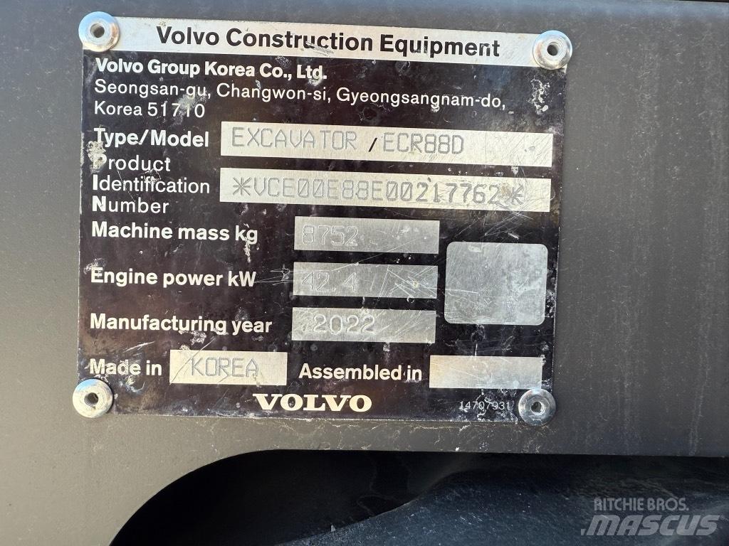 Volvo ECR88D 중형굴삭기 7톤-28톤