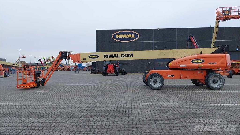 JLG 1350SJP 견인식 전동이동 리프트
