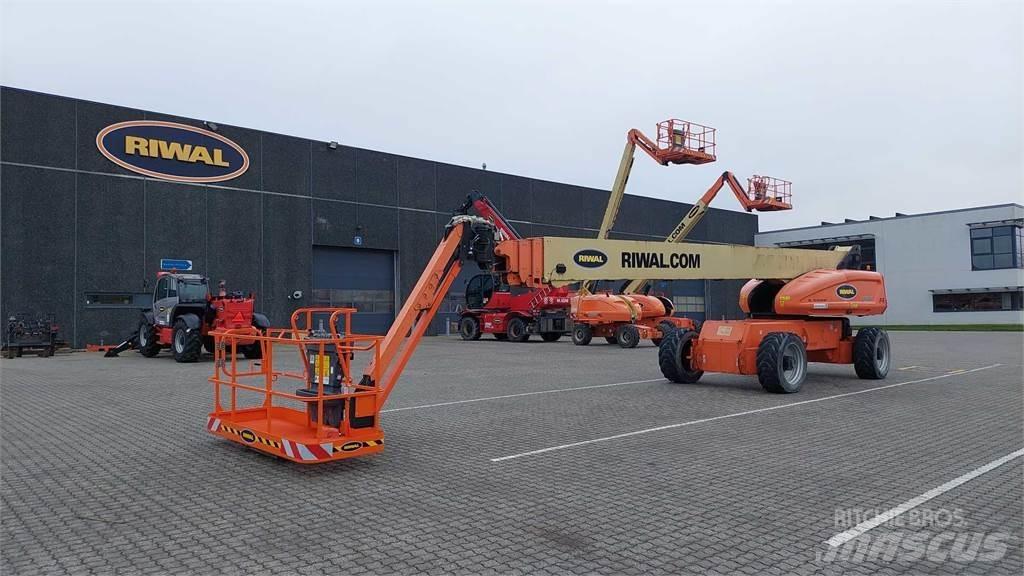 JLG 1350SJP 견인식 전동이동 리프트