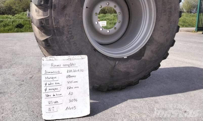 Alliance 800/60R32 타이어, 휠 및 림