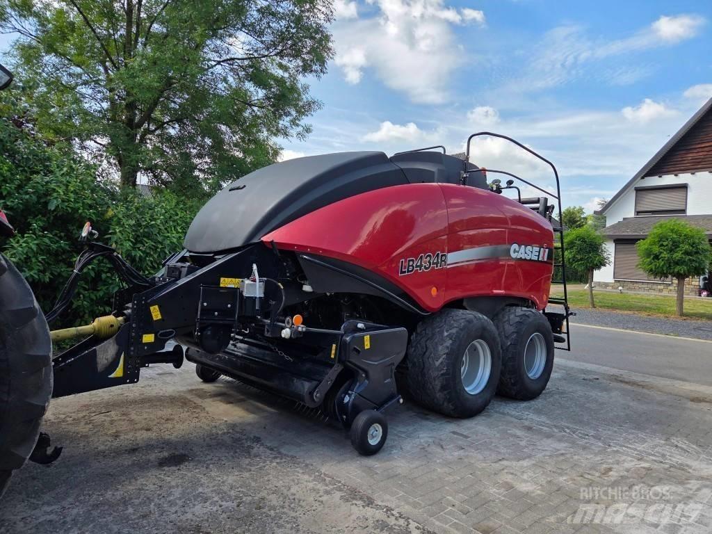 CASE LB434R 각형 곤포기