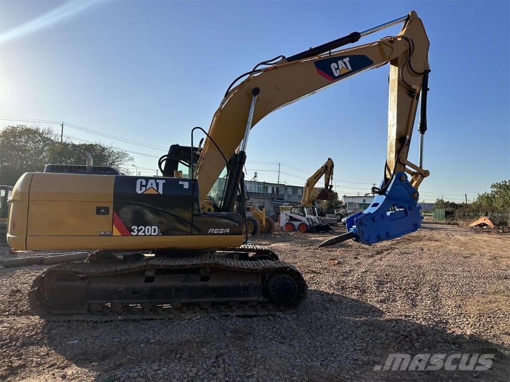CAT 320 DL 대형 굴삭기 29톤 이상