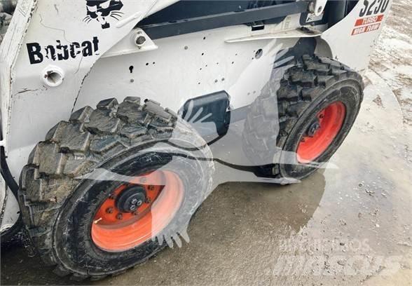 Bobcat S250  스키드로더