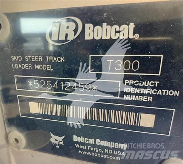 Bobcat T300  스키드로더
