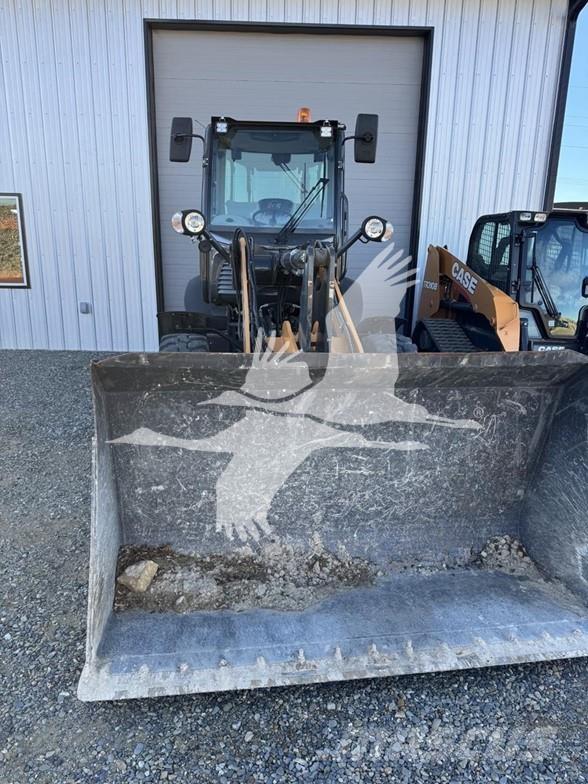 CASE 221F  휠로우더