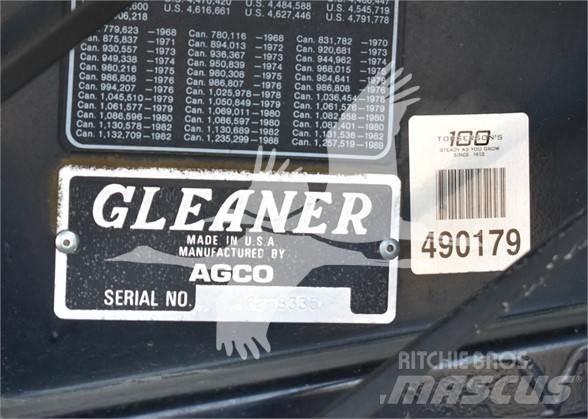 Gleaner R62 콤바인 수확기