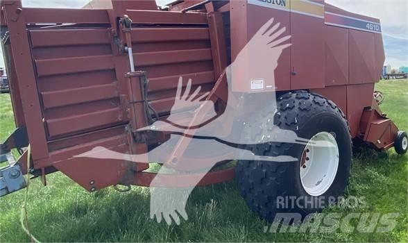 Hesston 4910 각형 곤포기