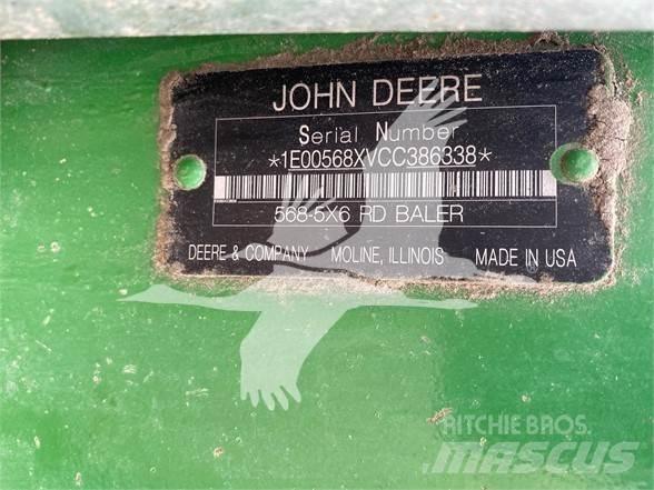 John Deere 568 원형 곤포기