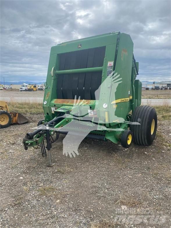 John Deere 568 원형 곤포기