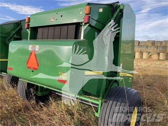 John Deere 569 원형 곤포기