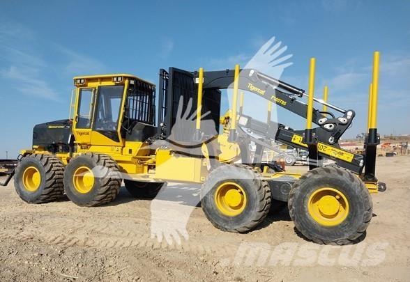 Tigercat 1075C 원목 포워더