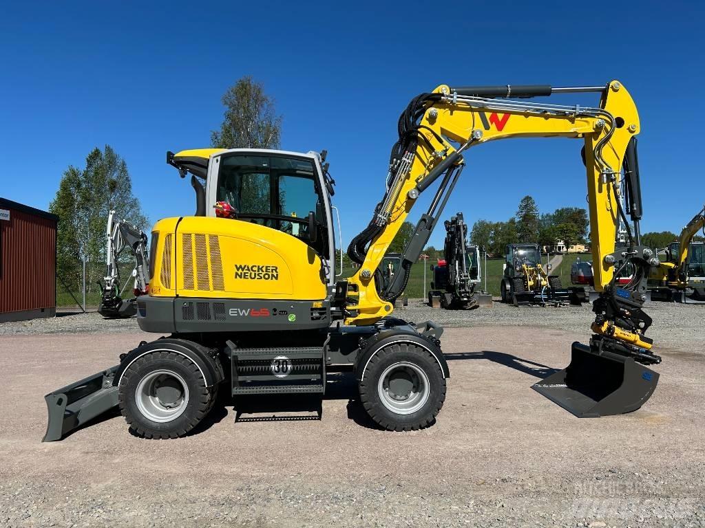 Wacker Neuson EW65  휠 굴삭기