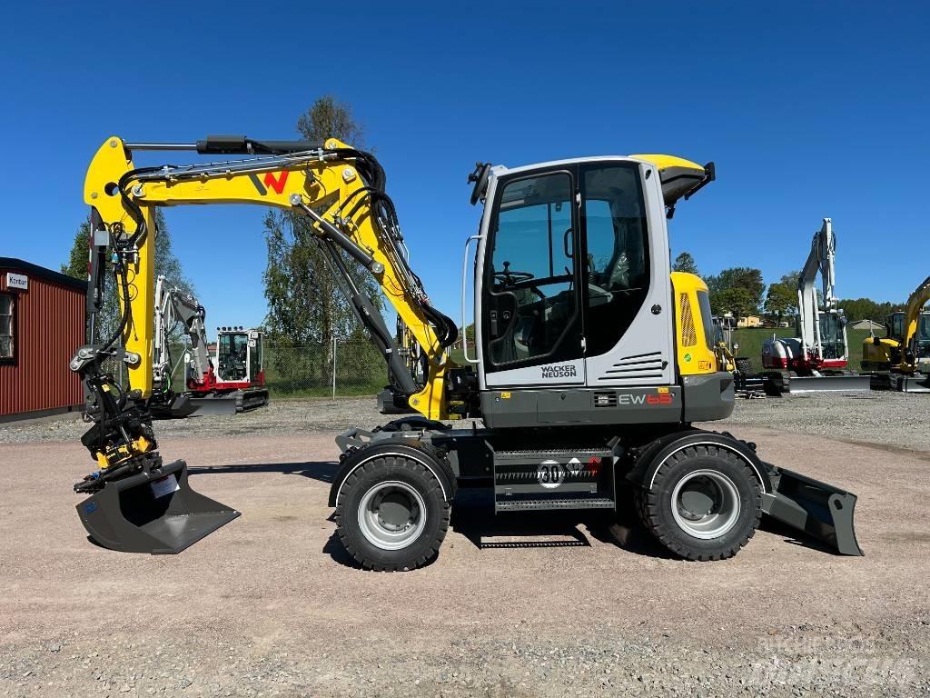 Wacker Neuson EW65  휠 굴삭기
