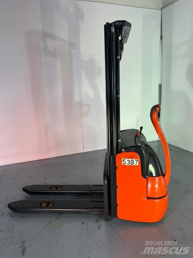 Linde L10 포크리프트