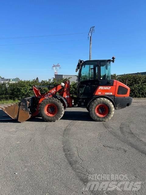Kubota R 082  휠로우더