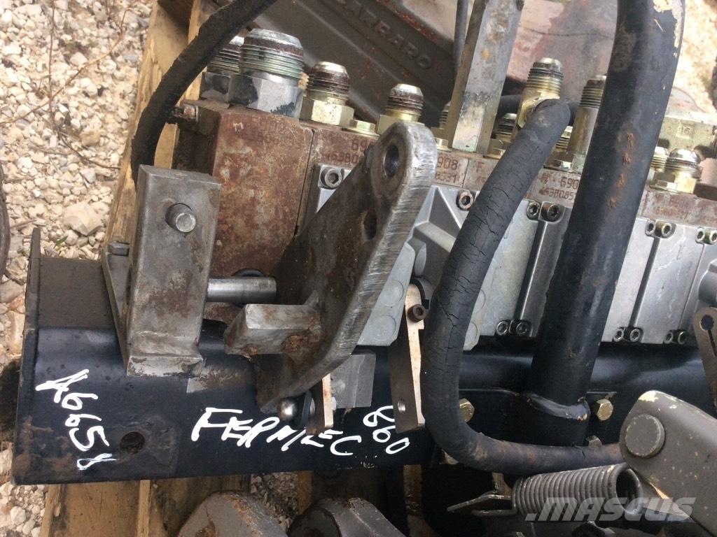 Fermec 860 유압식 기계