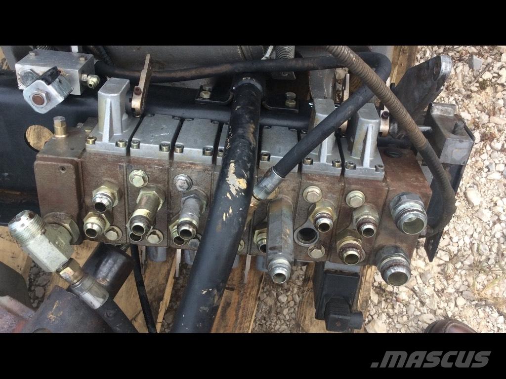 Fermec 860 유압식 기계