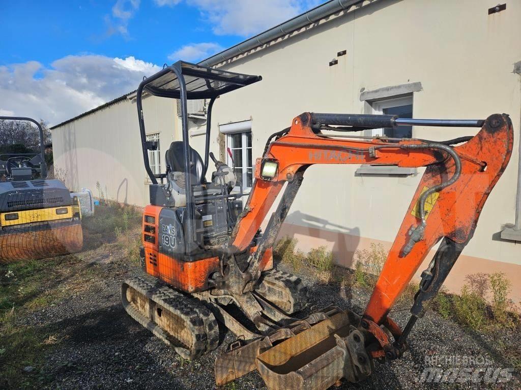 Hitachi ZX 19 U 소형 굴삭기 7톤 미만
