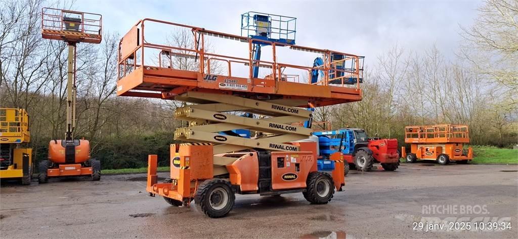 JLG 4394RT 가위형 리프트