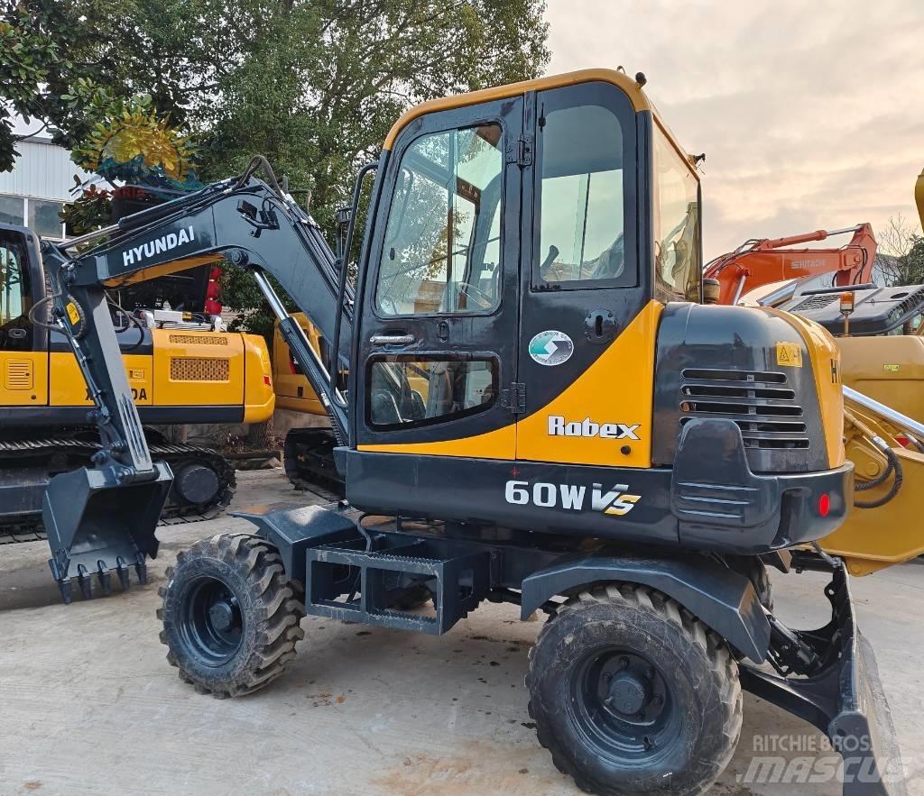 Hyundai R 60 W  휠 굴삭기