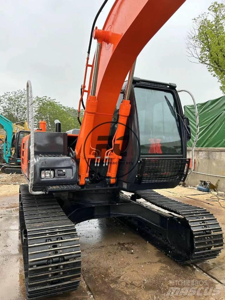 Hitachi ZX 120-6 중형굴삭기 7톤-28톤