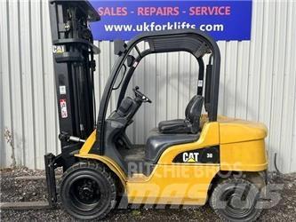 CAT DP 30 N 디젤 지게차