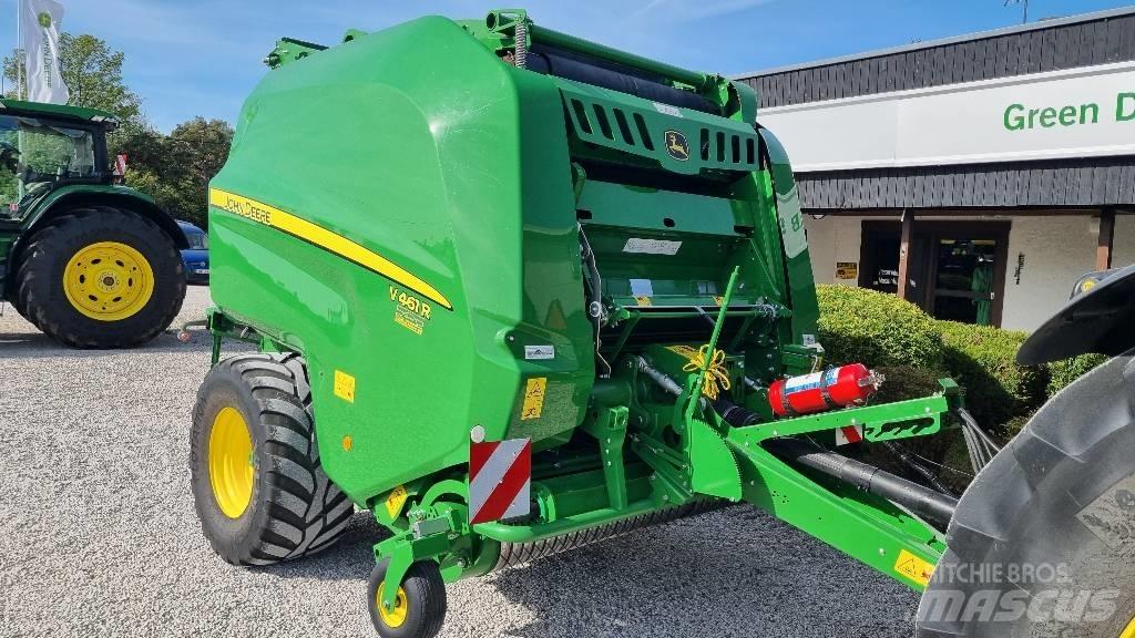 John Deere V461R 원형 곤포기