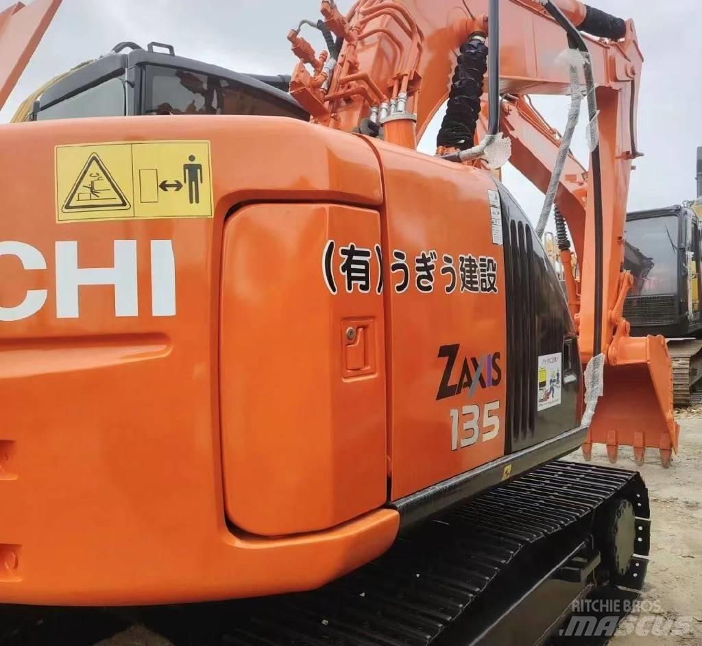 Hitachi 135US-6 대형 굴삭기 29톤 이상