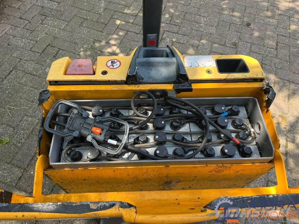 Jungheinrich EJE 118 포크리프트