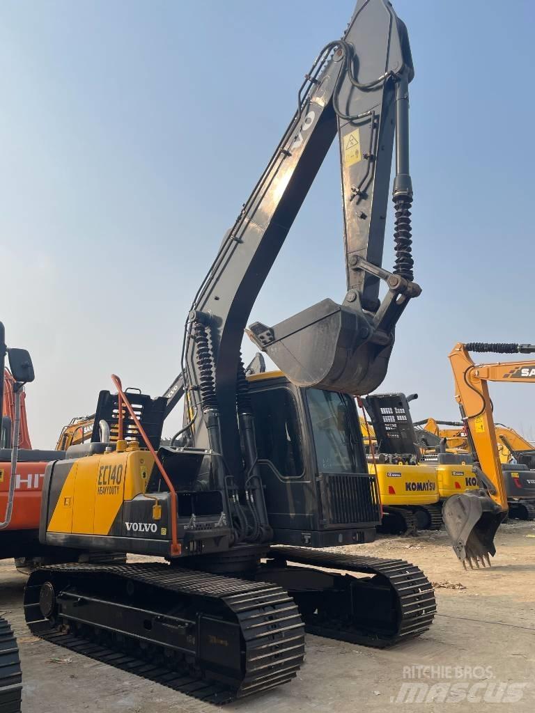 Volvo EC 140 대형 굴삭기 29톤 이상