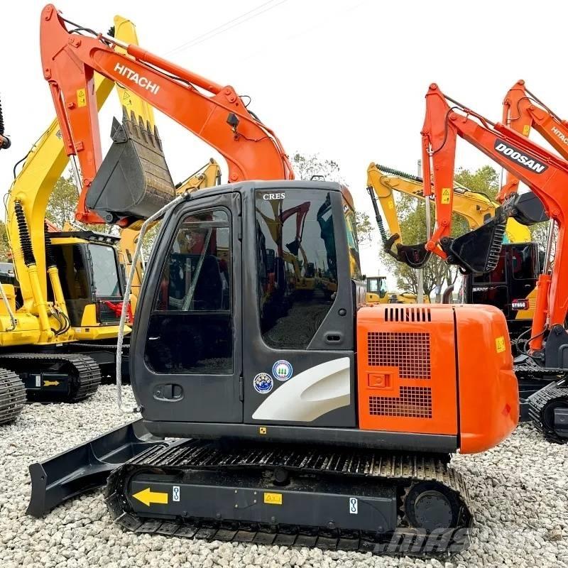 Hitachi ZX 60 소형 굴삭기 7톤 미만
