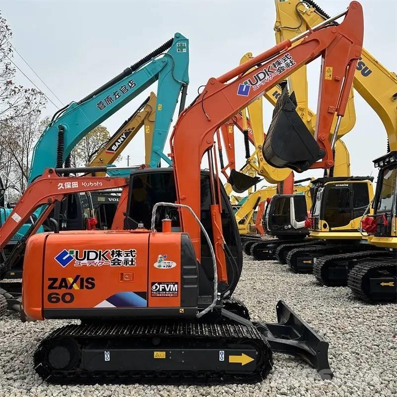Hitachi ZX 60 소형 굴삭기 7톤 미만