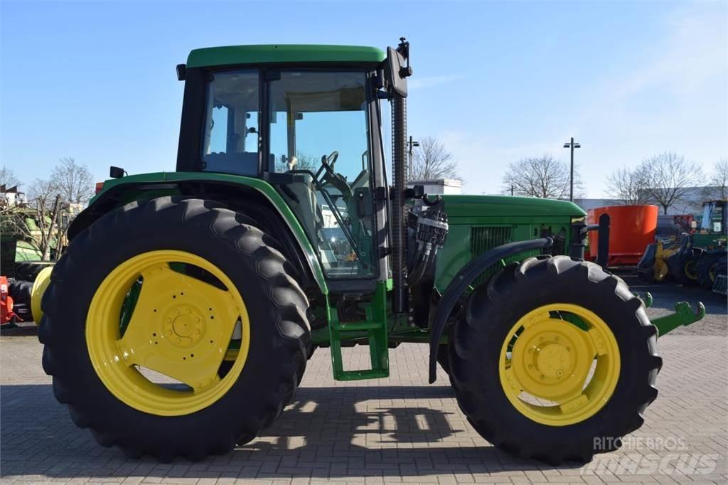 John Deere 6410 트랙터