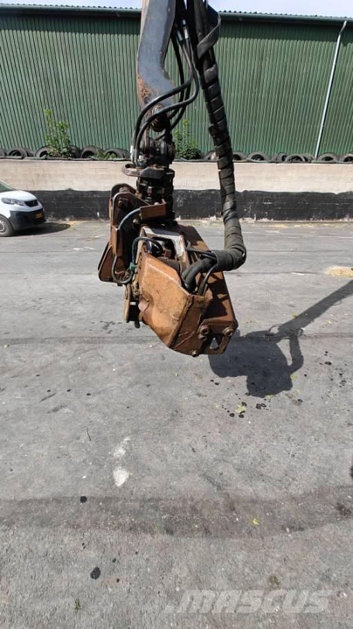 Silvatec 878 CH 톱밥제조기